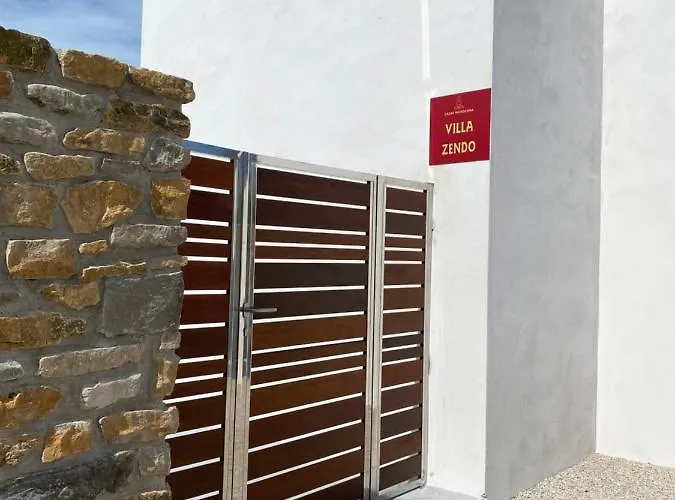 Vairocana Villa Santillana del Mar