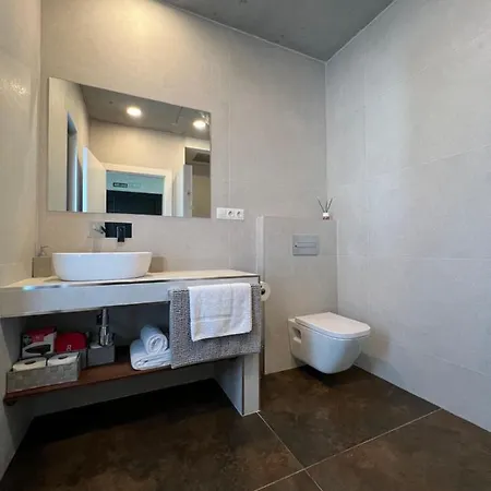 Βίλα Vairocana *